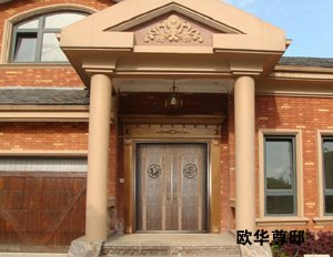 纯手工打造的别墅大门