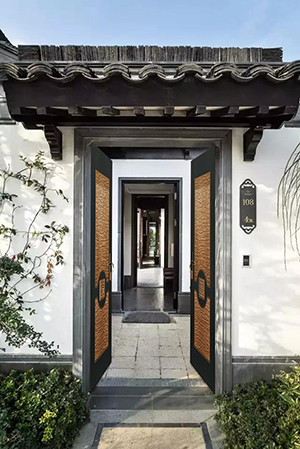 铸铝门，是开店中店好还是专卖店好？