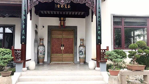 欧华尊邸铸铝门方寸之间尽显高雅